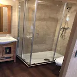 Hotel Sarao 3000 Escarrilla