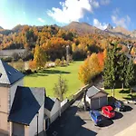 Sarao 3000 Hotel