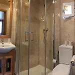 Hotel Sarao 3000 Escarrilla