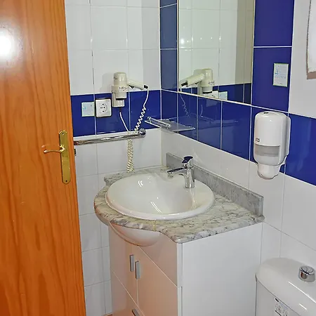 Otel Sarao 3000 *