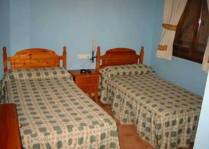 Hotel Sarao 3000 Escarrilla