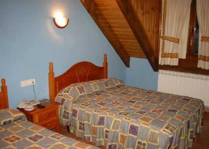 Sarao 3000 Hotel Escarrilla